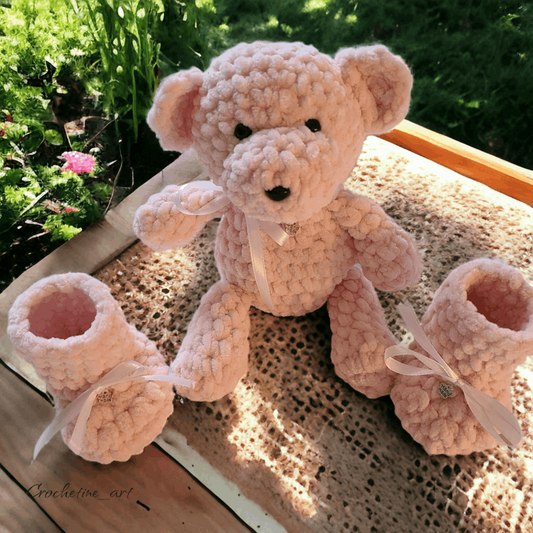 Peluche ourson rose réalisé à la main au crochet