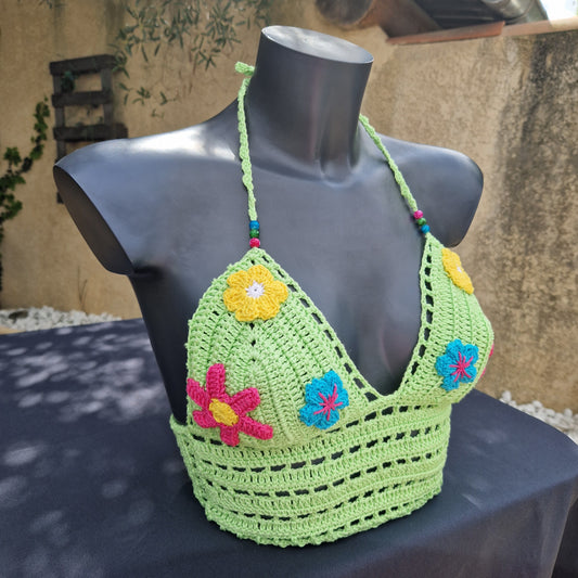 Haut crop top fait main au crochet