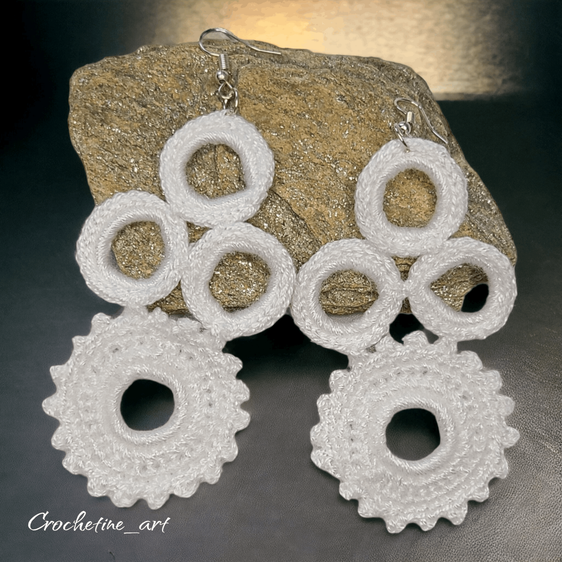 Boucles d'oreilles pendantes au crochet, réalisées à la main, fil coton 100% de qualité supérieur, bijoux faits main, made in France