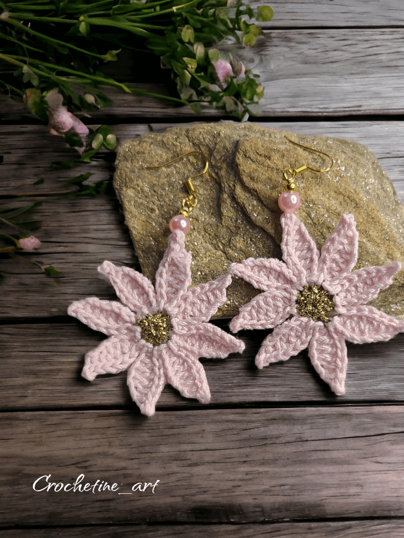 Boucles d'oreilles marguerite au crochet de couleur rose avec perles de culture ( imitation