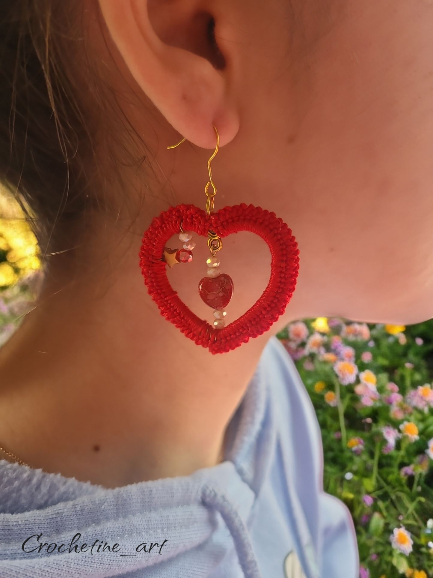 Boucles d'oreilles cœur Valentine Boucles d'oreilles au crochet réalisées à la main avec perles de rocailles et fil coton rouge boucles d'oreilles au crochet 