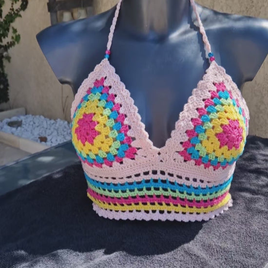 Haut crop top  au crochet fait main muticolore
